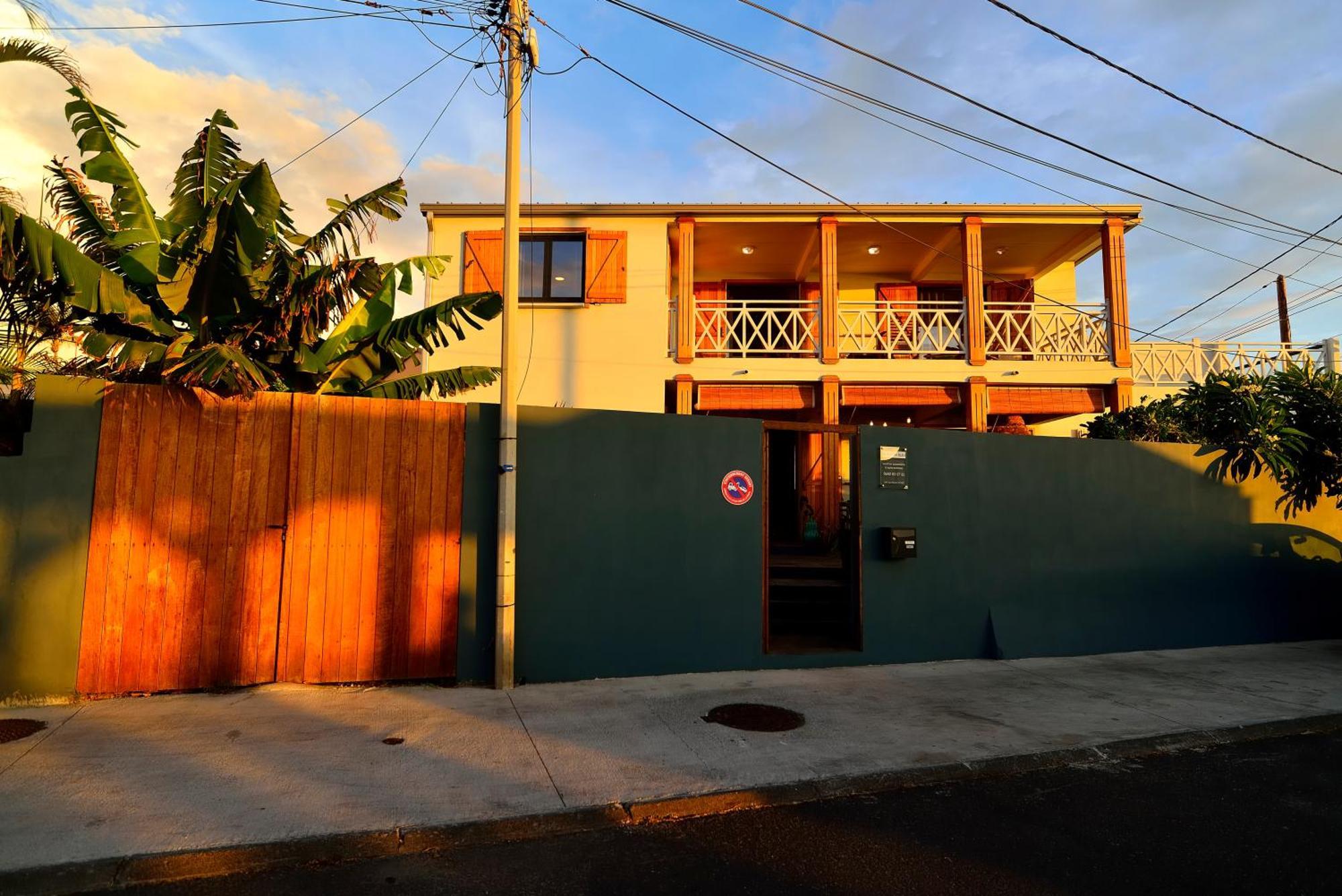 Le Rayon Bleu - Sunset View Villa Saint Pierre Exterior foto